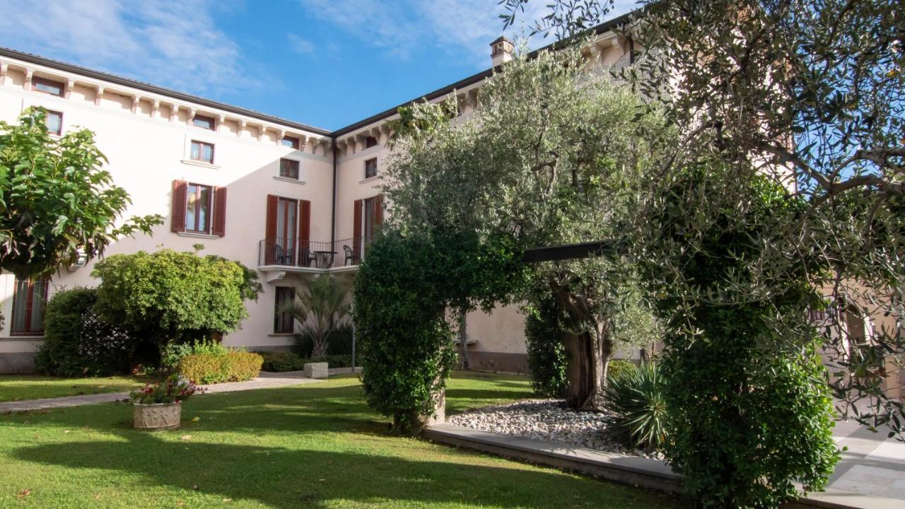 Castello Belvedere Apartments Desenzano del Garda Zewnętrze zdjęcie